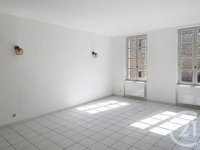 Appartement F2 à louer - 2 pièces - 67,45 m2 - Condom - 32 - MIDI-PYRENEES