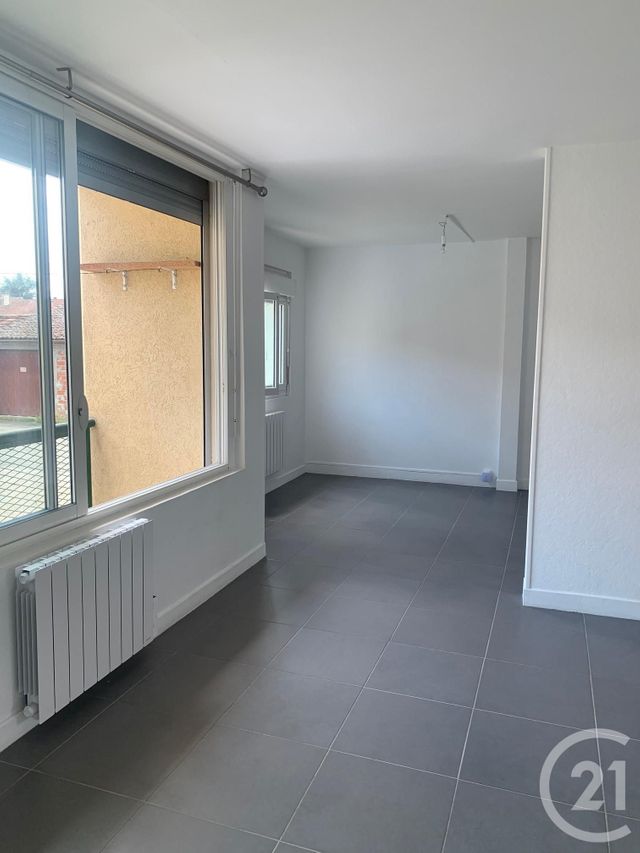 Appartement F3 &agrave; louer - 3 pi&egrave;ces - 76,49 m2 - Fleurance - 32 - MIDI-PYRENEES