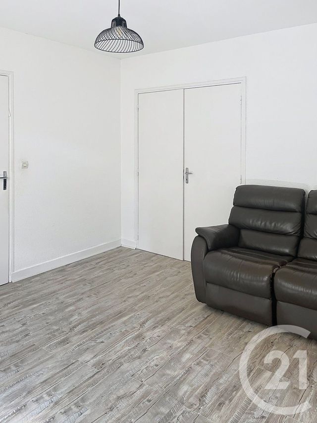 Appartement F3 &agrave; louer - 3 pi&egrave;ces - 85,44 m2 - Fleurance - 32 - MIDI-PYRENEES