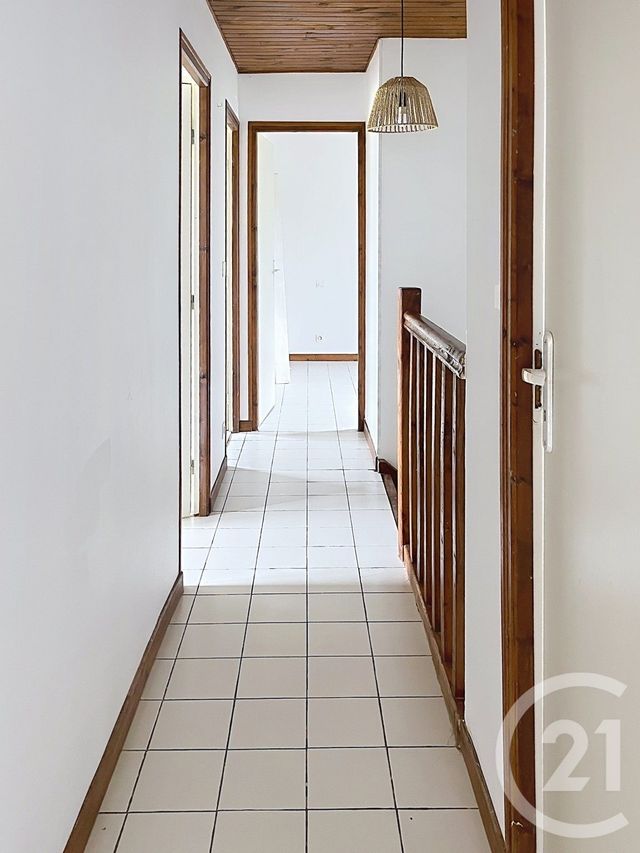 Maison &agrave; louer - 5 pi&egrave;ces - 128,44 m2 - Lavardens - 32 - MIDI-PYRENEES