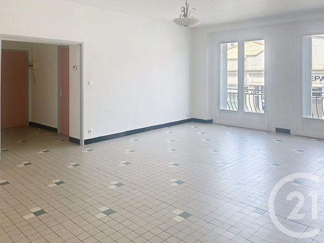 Appartement F4 &agrave; louer - 5 pi&egrave;ces - 108,62 m2 - Fleurance - 32 - MIDI-PYRENEES