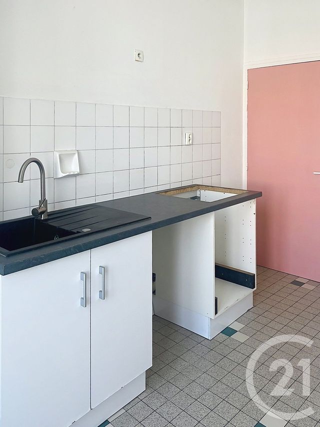 Appartement F4 &agrave; louer - 5 pi&egrave;ces - 108,62 m2 - Fleurance - 32 - MIDI-PYRENEES