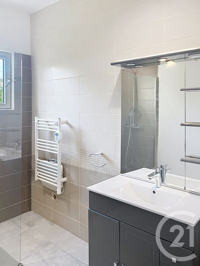 Maison &agrave; louer - 5 pi&egrave;ces - 112,37 m2 - Condom - 32 - MIDI-PYRENEES
