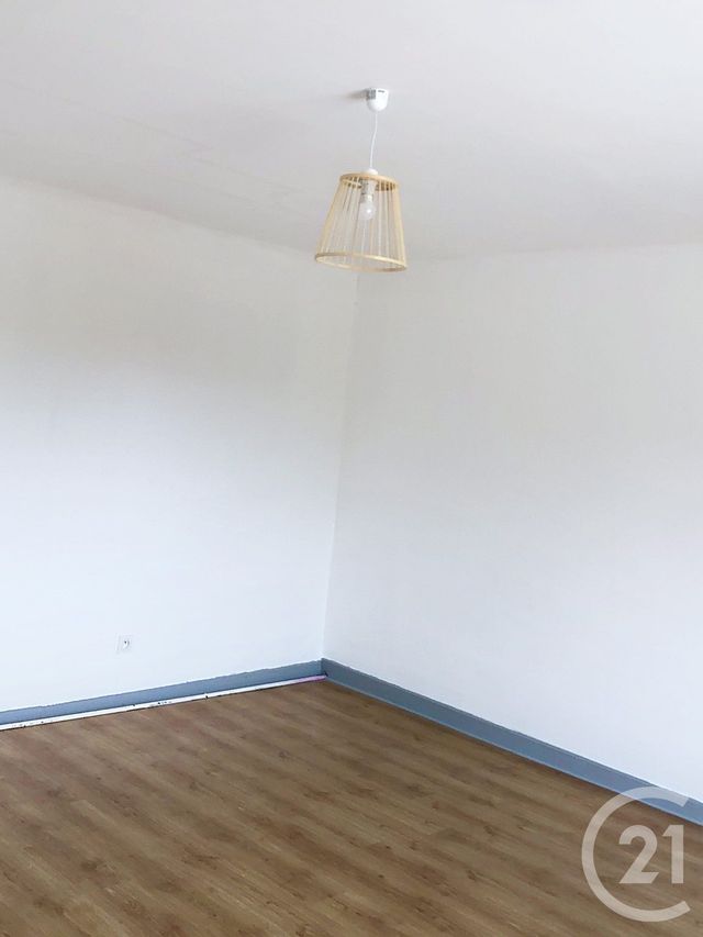 Maison &agrave; louer - 4 pi&egrave;ces - 153,05 m2 - Castelnau D Arbieu - 32 - MIDI-PYRENEES