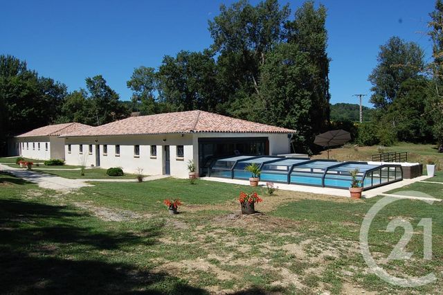 Maison &agrave; louer - 3 pi&egrave;ces - 155,79 m2 - Marsolan - 32 - MIDI-PYRENEES