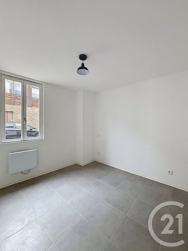 Appartement F2 &agrave; louer - 2 pi&egrave;ces - 38,79 m2 - Fleurance - 32 - MIDI-PYRENEES