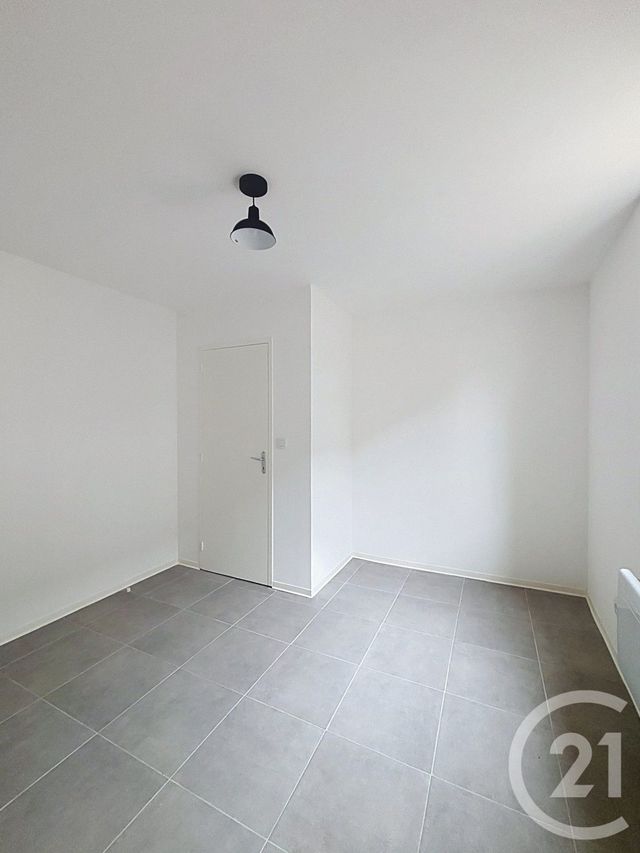 Appartement F2 &agrave; louer - 2 pi&egrave;ces - 38,79 m2 - Fleurance - 32 - MIDI-PYRENEES