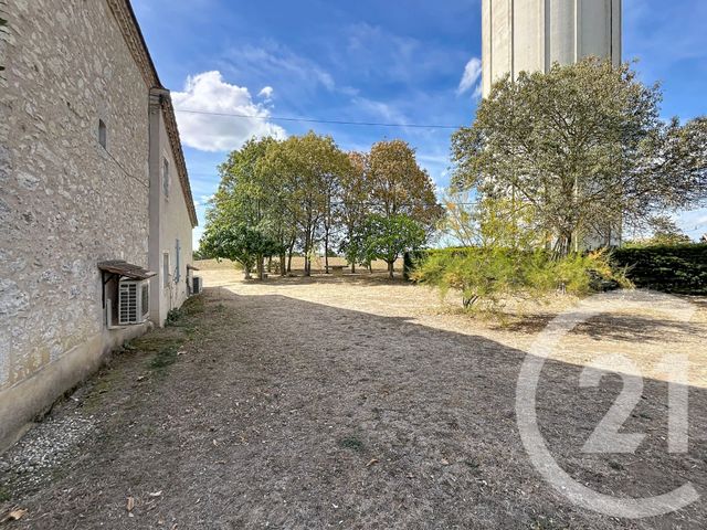 Maison &agrave; louer - 4 pi&egrave;ces - 174,38 m2 - Castera Lectourois - 32 - MIDI-PYRENEES