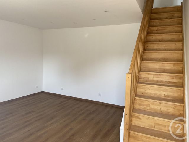 Appartement F3 &agrave; louer - 3 pi&egrave;ces - 65 m2 - Eix - 55 - LORRAINE