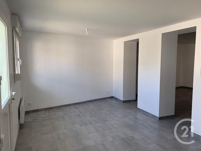 Maison &agrave; louer - 3 pi&egrave;ces - 74 m2 - Verdun - 55 - LORRAINE