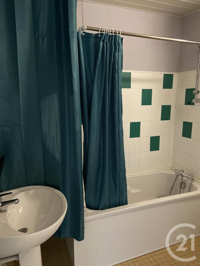 Appartement F4 &agrave; louer - 4 pi&egrave;ces - 67,25 m2 - Verdun - 55 - LORRAINE