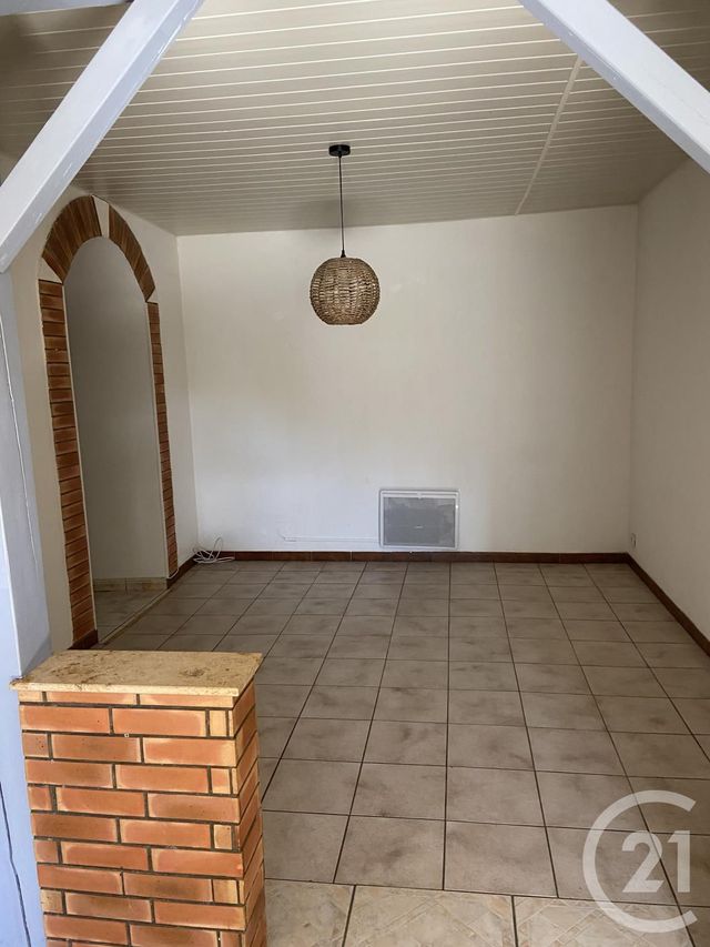 Maison &agrave; louer - 4 pi&egrave;ces - 97,45 m2 - Haudiomont - 55 - LORRAINE