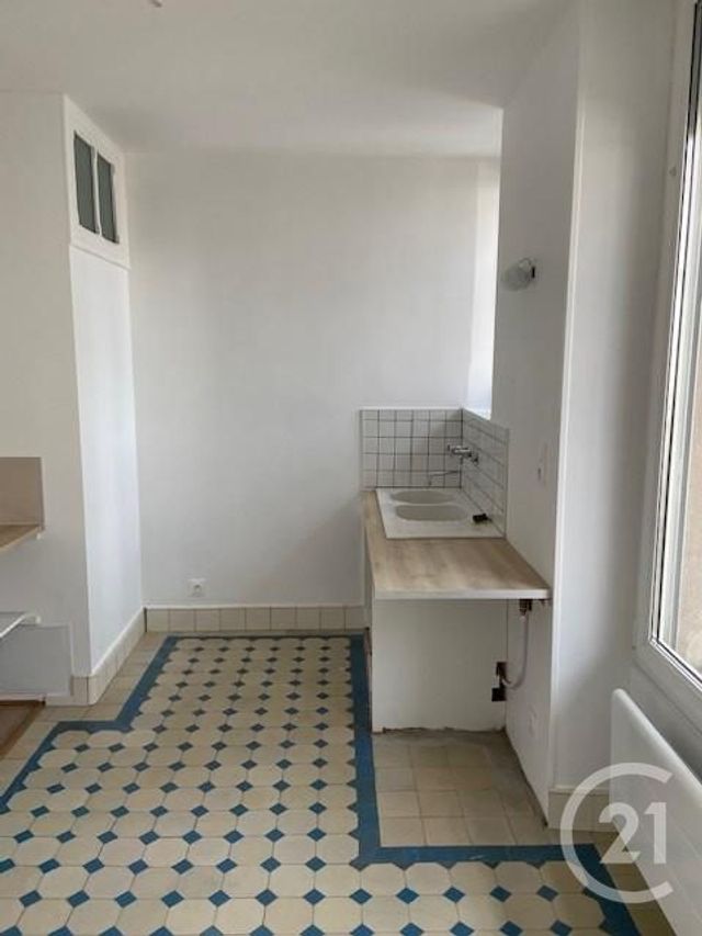Appartement F3 &agrave; louer - 3 pi&egrave;ces - 84,43 m2 - Verdun - 55 - LORRAINE