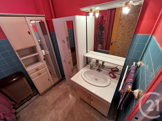 Appartement F4 à vendre - 4 pièces - 100 m2 - Verdun - 55 - LORRAINE