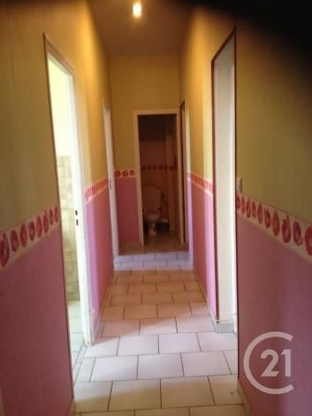 Appartement F3 &agrave; louer - 3 pi&egrave;ces - 57 m2 - Verdun - 55 - LORRAINE