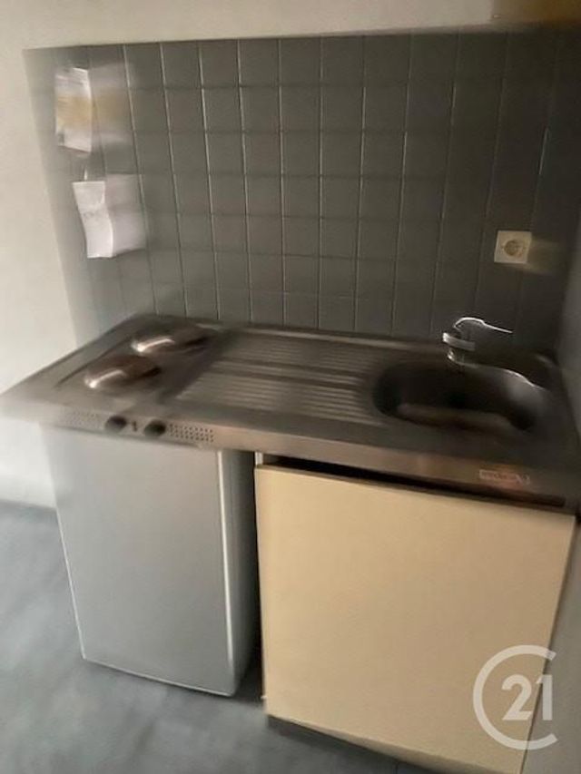 Appartement F1 &agrave; louer - 1 pi&egrave;ce - 12,50 m2 - Verdun - 55 - LORRAINE