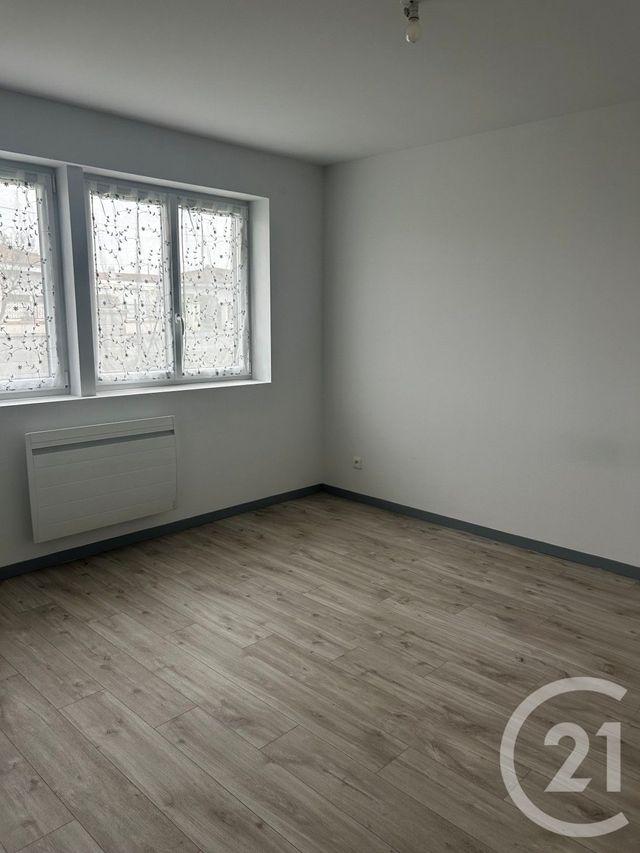 Maison &agrave; louer - 5 pi&egrave;ces - 115 m2 - Etain - 55 - LORRAINE