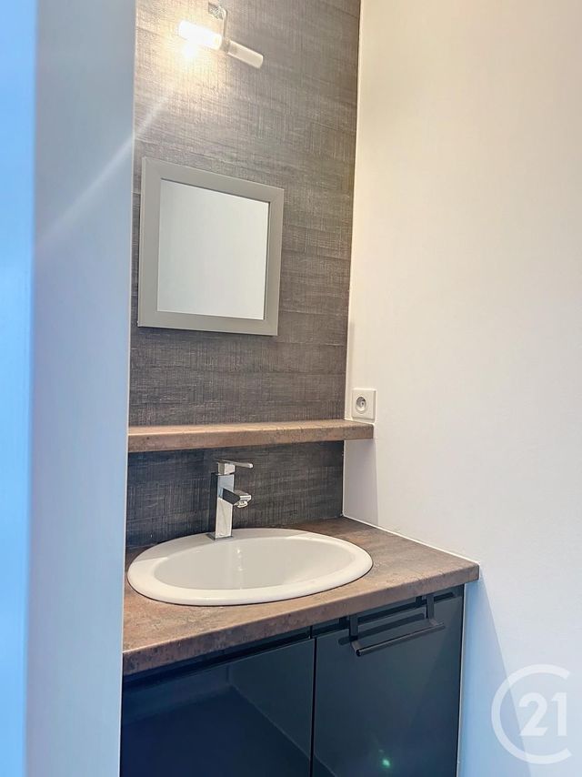 Maison &agrave; louer - 5 pi&egrave;ces - 169 m2 - Etain - 55 - LORRAINE