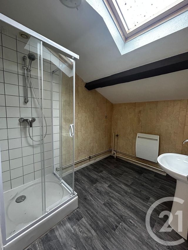 Appartement F2 &agrave; louer - 2 pi&egrave;ces - 54,41 m2 - Etain - 55 - LORRAINE