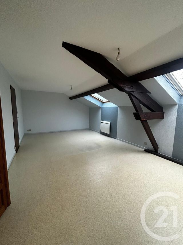 Appartement F2 &agrave; louer - 2 pi&egrave;ces - 54,41 m2 - Etain - 55 - LORRAINE