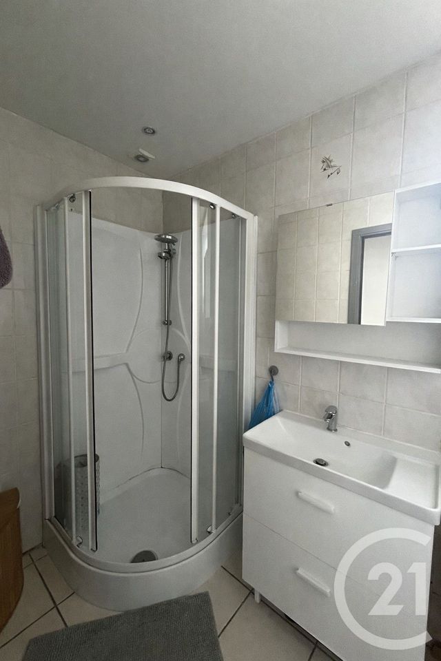 Maison &agrave; louer - 4 pi&egrave;ces - 87,89 m2 - Etain - 55 - LORRAINE