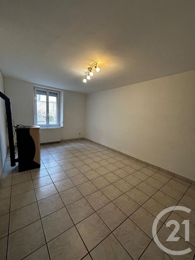 Maison &agrave; louer - 6 pi&egrave;ces - 147,48 m2 - Vigneulles Les Hattonchatel - 55 - LORRAINE