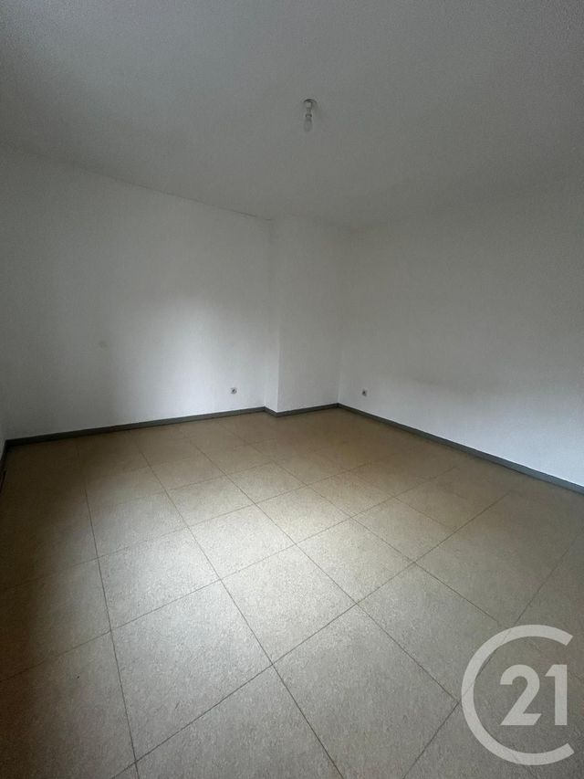 Maison &agrave; louer - 6 pi&egrave;ces - 147,48 m2 - Vigneulles Les Hattonchatel - 55 - LORRAINE