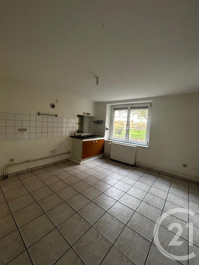 Maison &agrave; louer - 6 pi&egrave;ces - 147,48 m2 - Vigneulles Les Hattonchatel - 55 - LORRAINE
