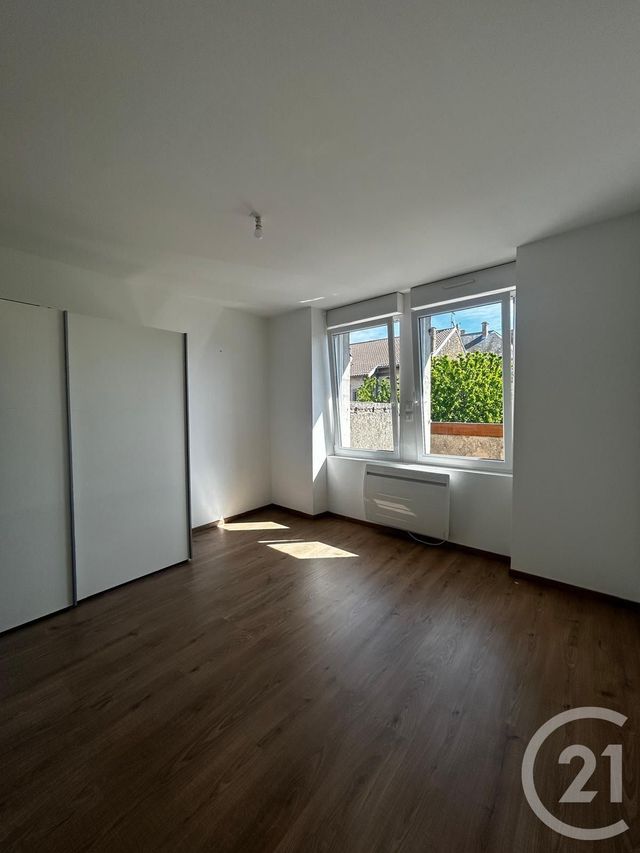 Maison &agrave; louer - 4 pi&egrave;ces - 92,95 m2 - Etain - 55 - LORRAINE