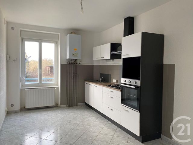 Appartement F6 &agrave; louer - 5 pi&egrave;ces - 137,18 m2 - Etain - 55 - LORRAINE