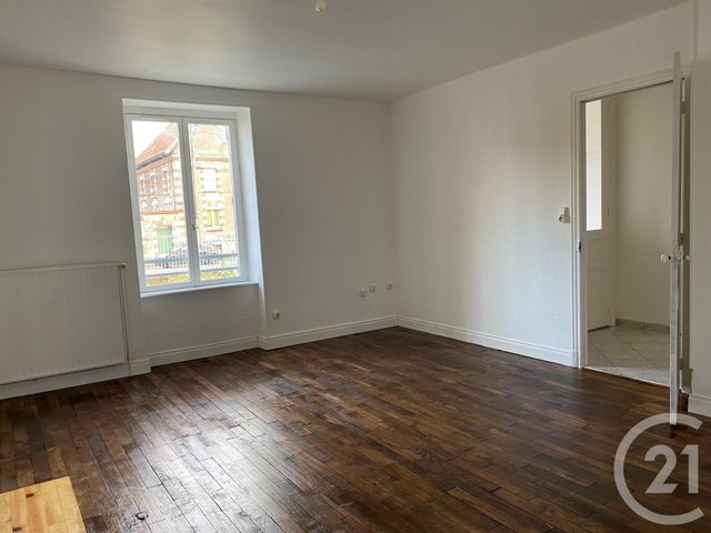 Appartement F6 &agrave; louer - 5 pi&egrave;ces - 137,18 m2 - Etain - 55 - LORRAINE