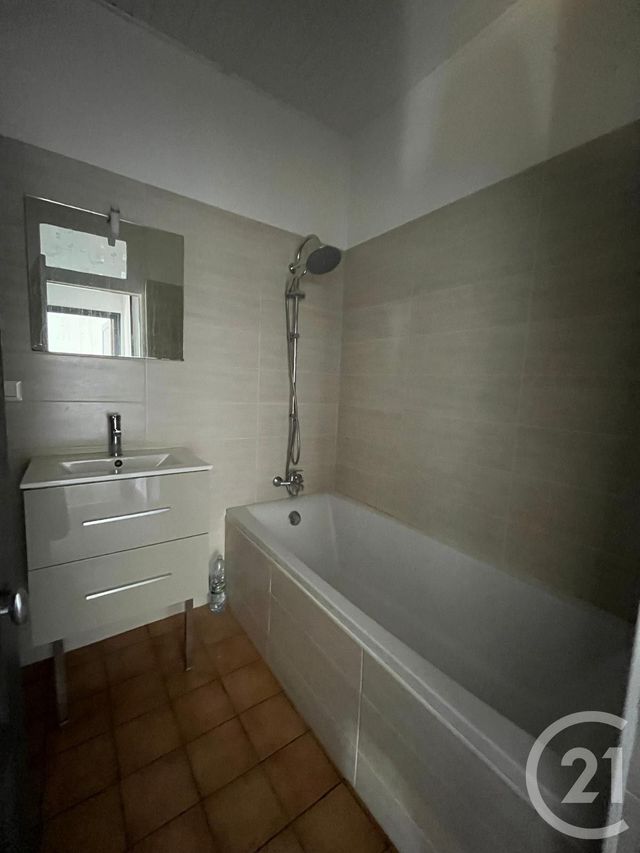 Appartement F3 &agrave; louer - 3 pi&egrave;ces - 69 m2 - Etain - 55 - LORRAINE