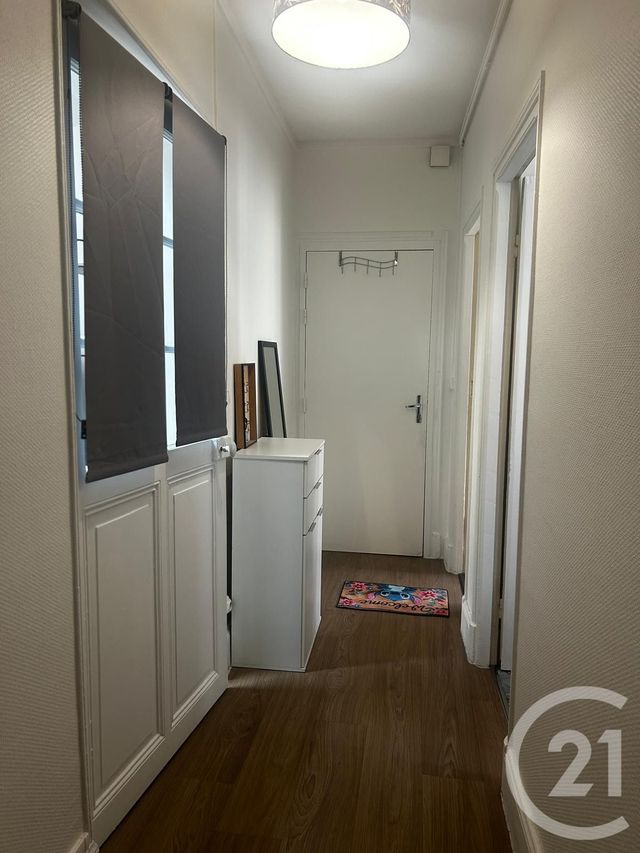 Appartement F10 &agrave; louer - 2 pi&egrave;ces - 52,10 m2 - Etain - 55 - LORRAINE