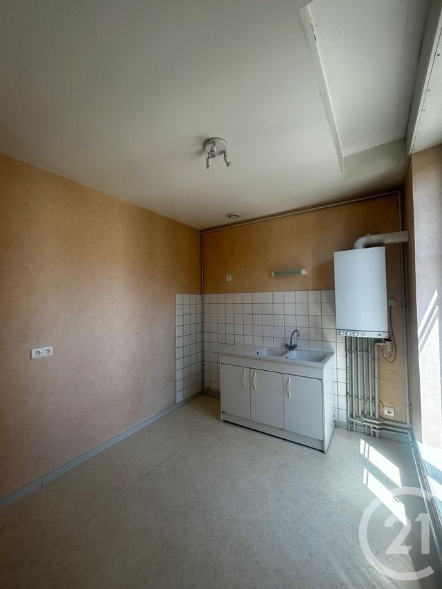 Appartement F3 &agrave; louer - 3 pi&egrave;ces - 70,42 m2 - Etain - 55 - LORRAINE
