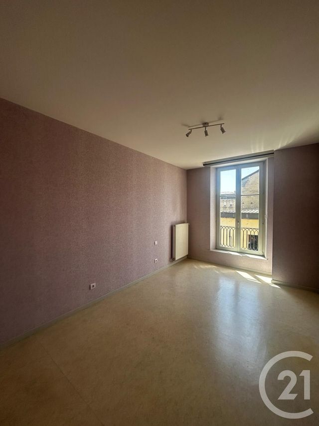 Appartement F3 &agrave; louer - 3 pi&egrave;ces - 70,42 m2 - Etain - 55 - LORRAINE