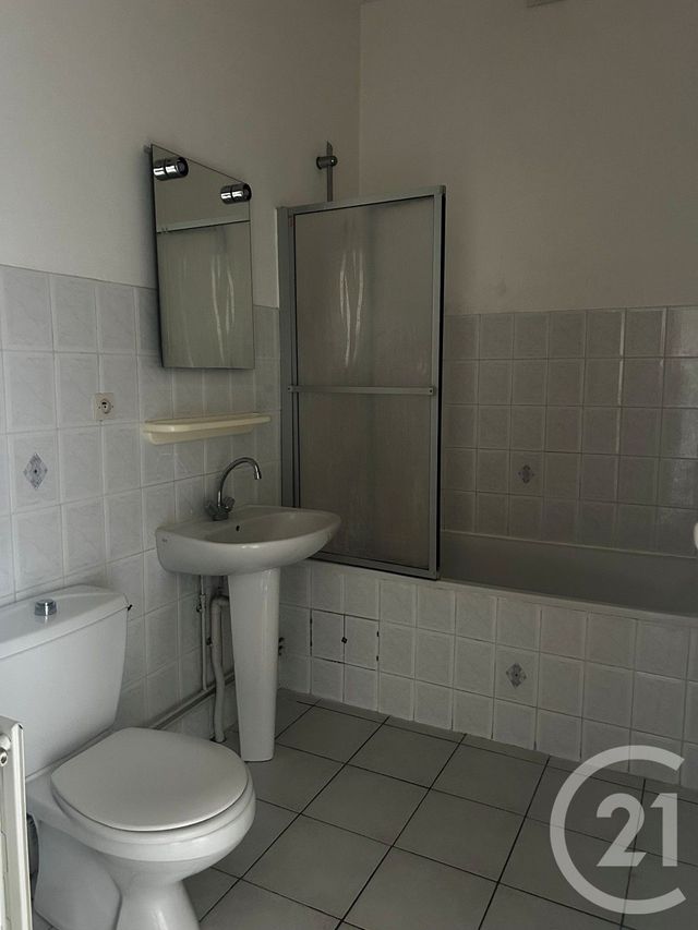 Appartement F2 &agrave; louer - 2 pi&egrave;ces - 46,93 m2 - Etain - 55 - LORRAINE