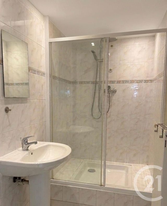Appartement F3 &agrave; louer - 3 pi&egrave;ces - 78,83 m2 - Etain - 55 - LORRAINE