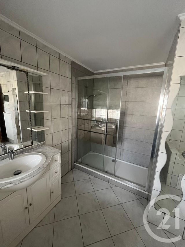 Maison &agrave; louer - 4 pi&egrave;ces - 151,16 m2 - Amel Sur L Etang - 55 - LORRAINE
