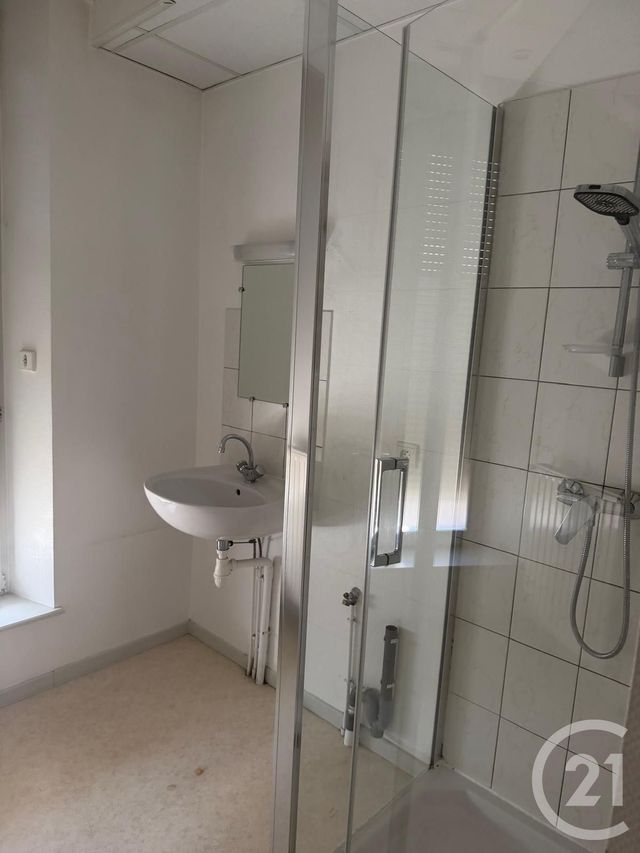 Appartement F4 &agrave; louer - 4 pi&egrave;ces - 72 m2 - Etain - 55 - LORRAINE