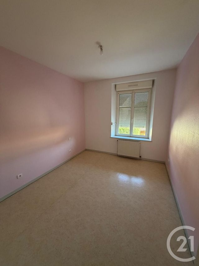 Appartement F4 &agrave; louer - 4 pi&egrave;ces - 72 m2 - Etain - 55 - LORRAINE