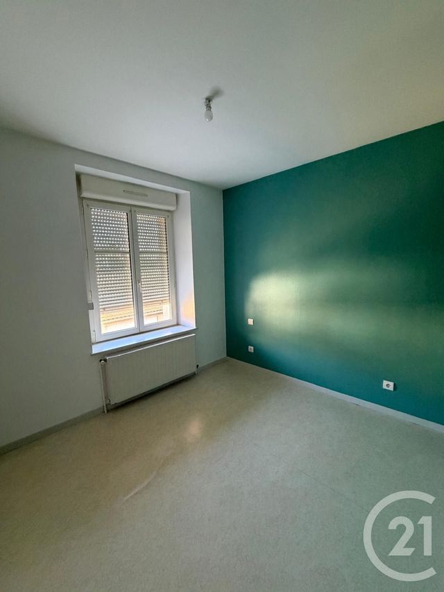 Appartement F4 &agrave; louer - 4 pi&egrave;ces - 72 m2 - Etain - 55 - LORRAINE