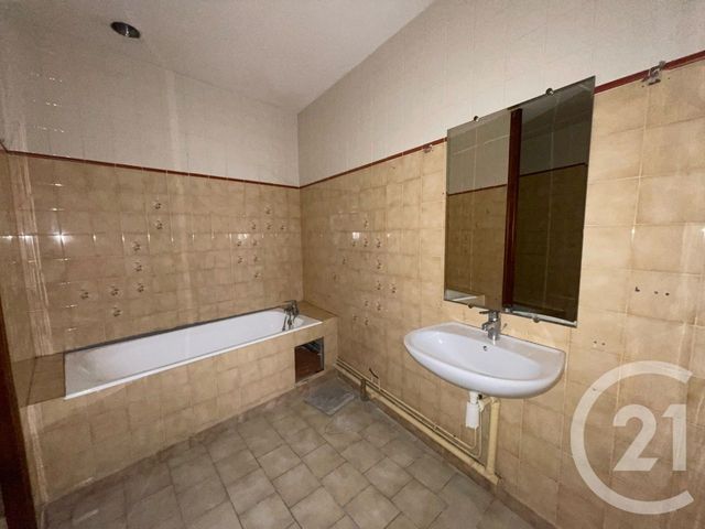 Appartement F5 &agrave; vendre - 5 pi&egrave;ces - 120,69 m2 - Annonay - 07 - RHONE-ALPES