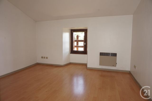 Appartement T4 &agrave; louer - 4 pi&egrave;ces - 120 m2 - Bourg Argental - 42 - RHONE-ALPES