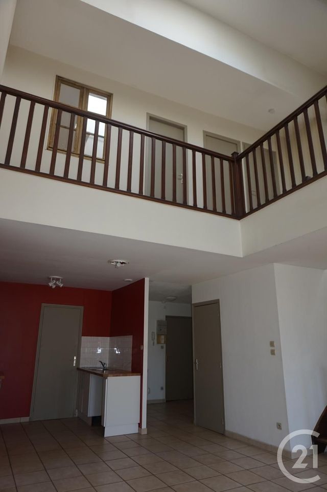 Appartement T4 &agrave; louer - 4 pi&egrave;ces - 120 m2 - Bourg Argental - 42 - RHONE-ALPES