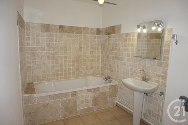 Appartement T4 &agrave; louer - 4 pi&egrave;ces - 120 m2 - Bourg Argental - 42 - RHONE-ALPES