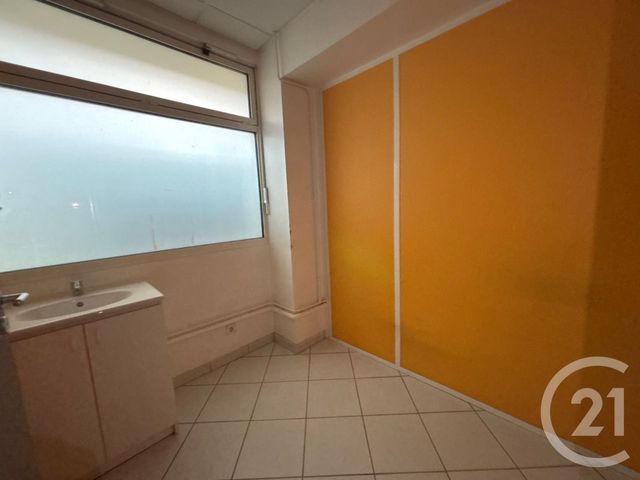 Appartement Local à vendre - 4 pièces - 80 m2 - Annonay - 07 - RHONE-ALPES