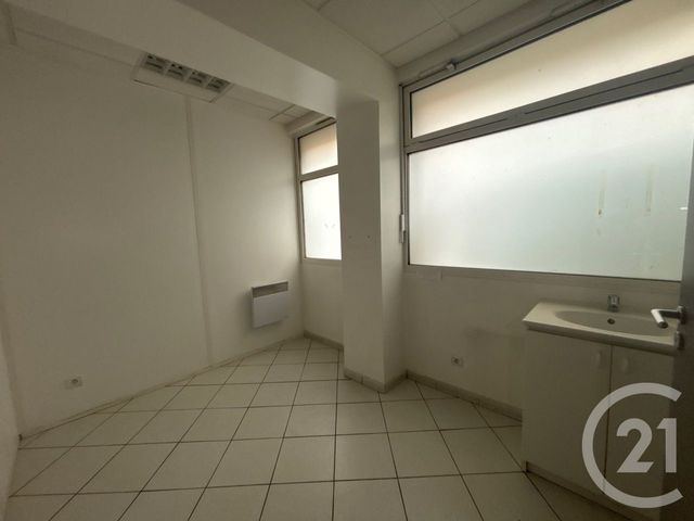 Appartement Local à vendre - 4 pièces - 80 m2 - Annonay - 07 - RHONE-ALPES