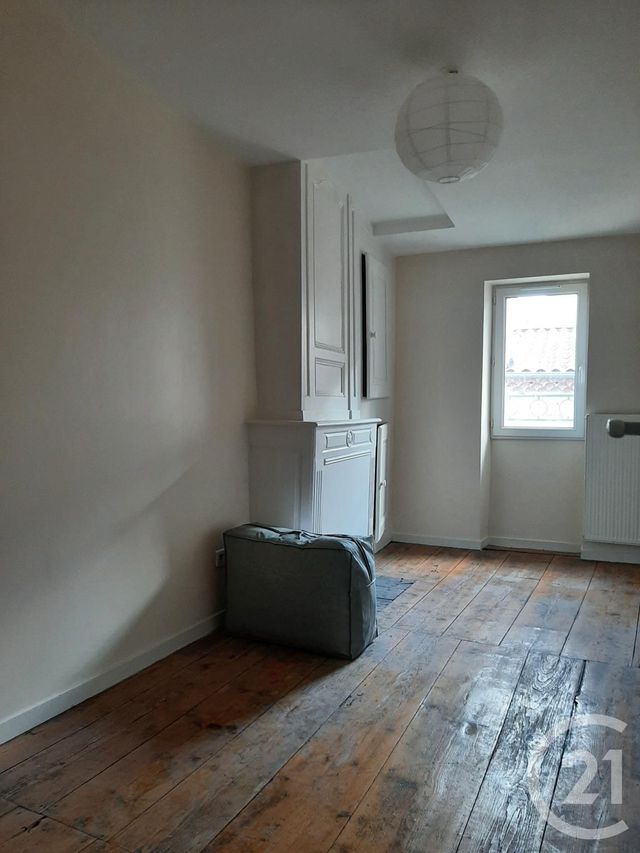 Appartement Duplex à louer - 4 pièces - 76 m2 - Annonay - 07 - RHONE-ALPES