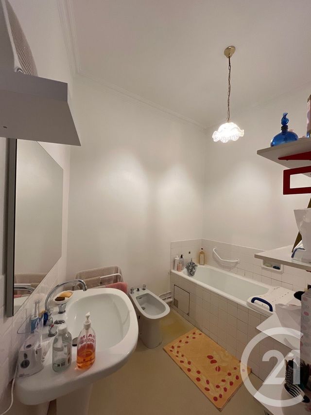 Appartement T5 &agrave; vendre - 7 pi&egrave;ces - 175,54 m2 - Annonay - 07 - RHONE-ALPES