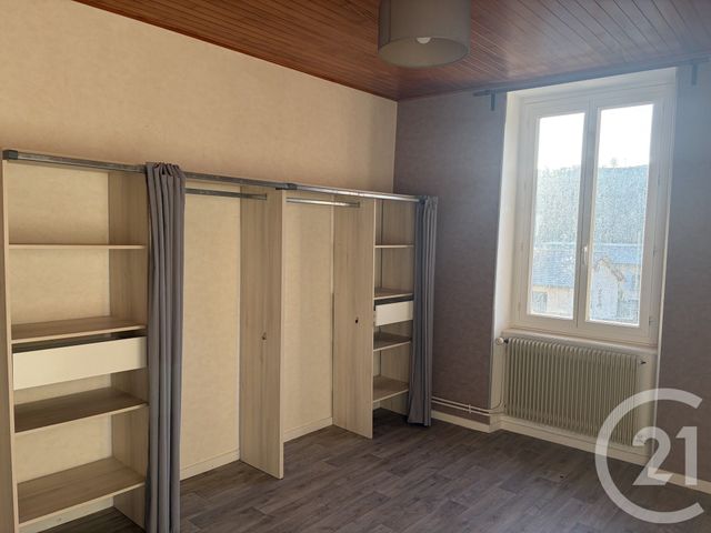 Appartement T4 &agrave; louer - 4 pi&egrave;ces - 75 m2 - Bourg Argental - 42 - RHONE-ALPES